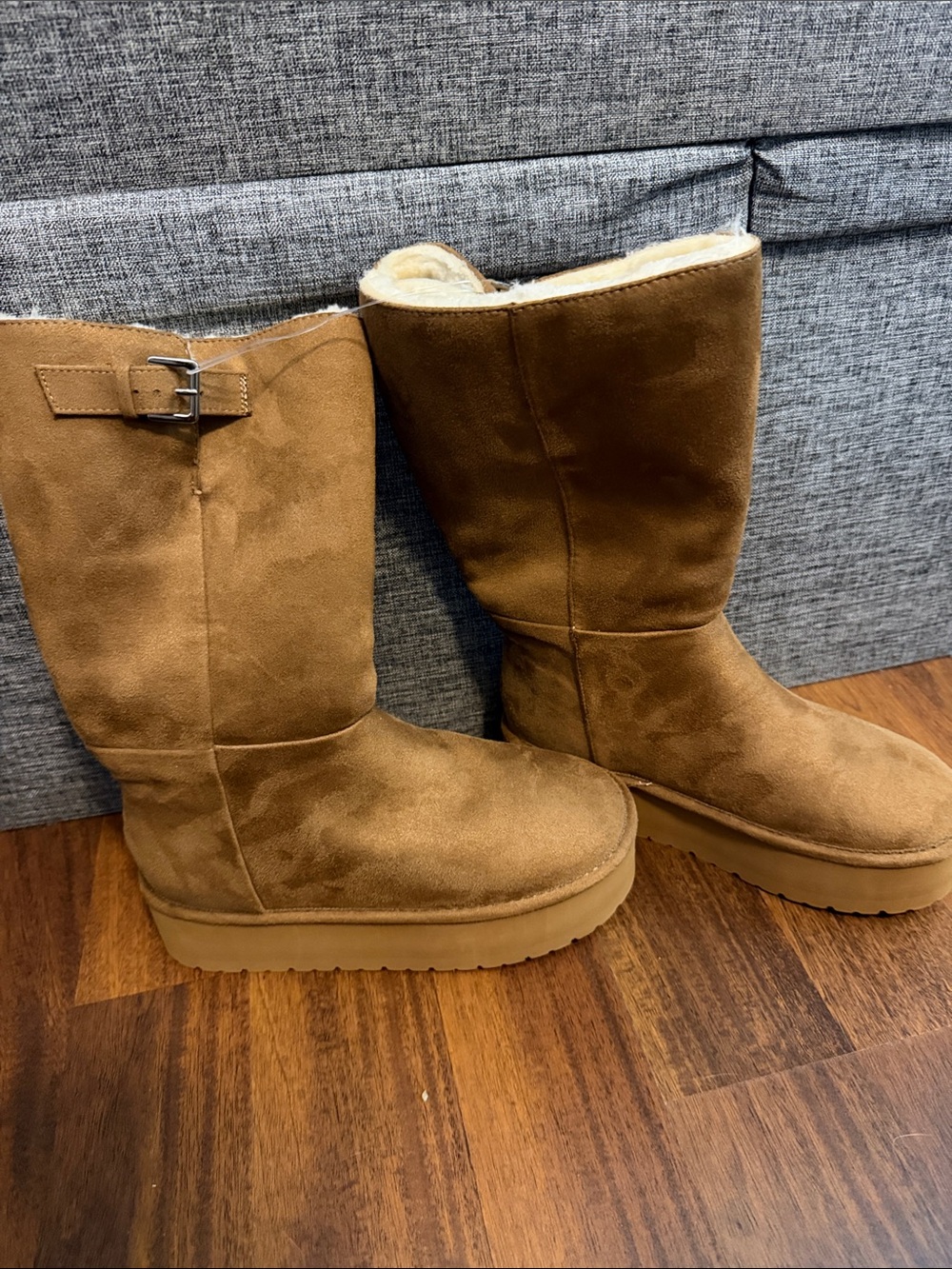 Madden Girl Chestnut Suede-Look Cozy platform Winter Boots
